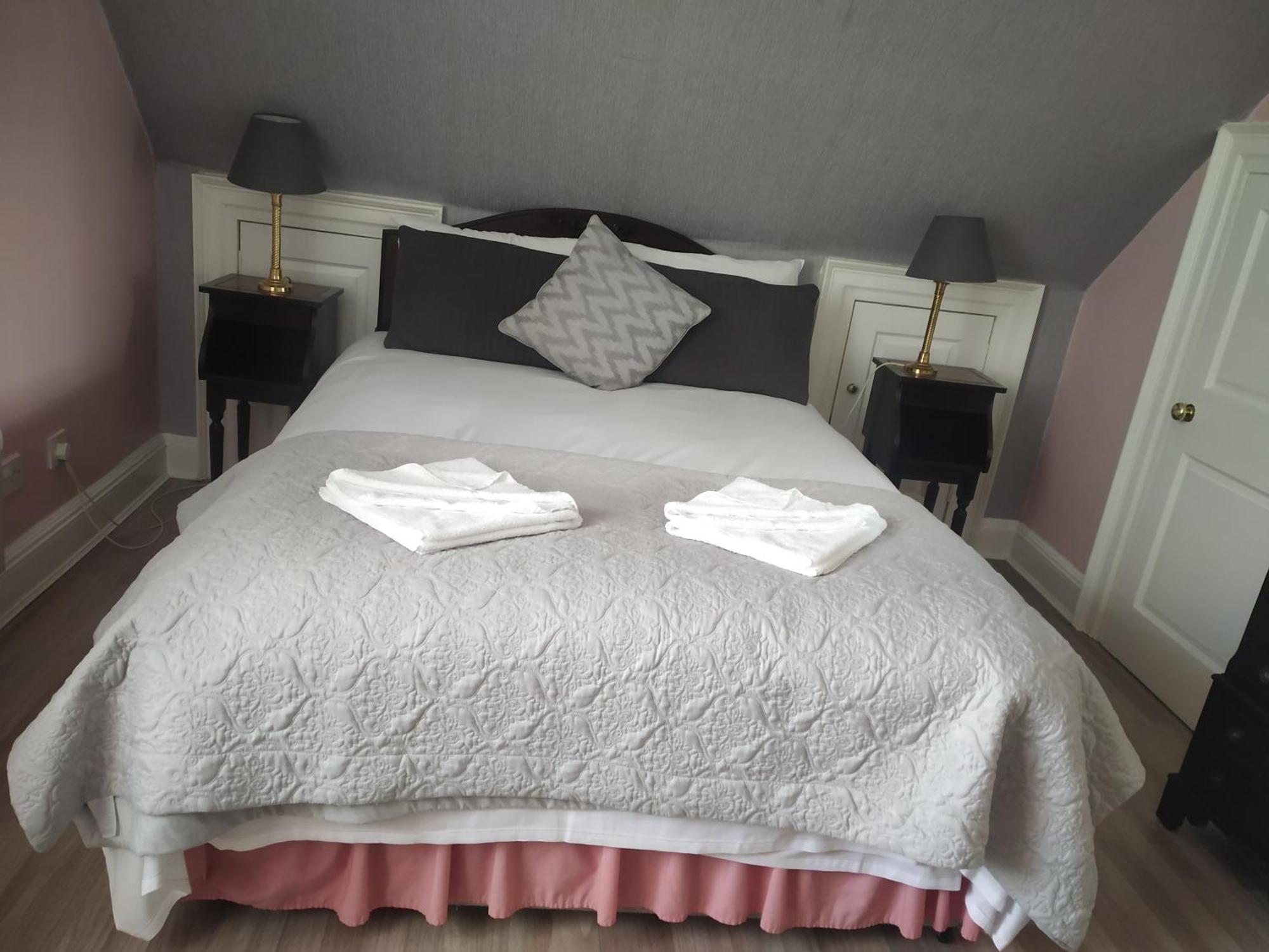 Glasgow City Charlotte Service Aparments 外观 照片